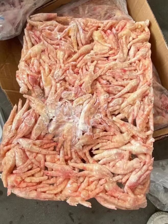 Pilgrim’s Pride Frozen Chicken Paws - Image 2
